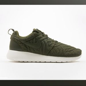 Nike Roche One Quilted Premium